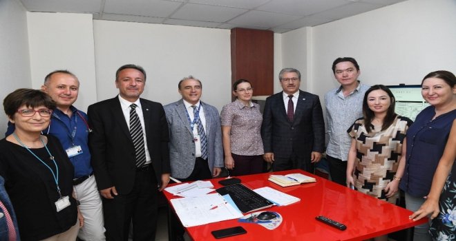 Ege Üniversitesinden Özbek Doktorlara Eğitim