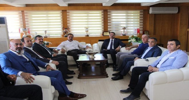 Kick Boks Federasyonu Başkanı Kayıcıdan Rektör Demirdağa Ziyaret