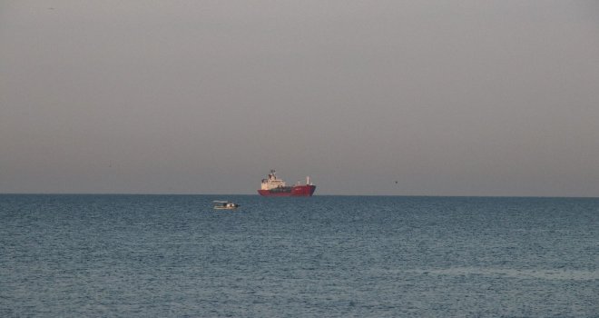 Sivriada Açıklarında Kuru Yük Gemisiyle Çarpışan Lpg Tankeri Küçükçekmeceye Getirildi