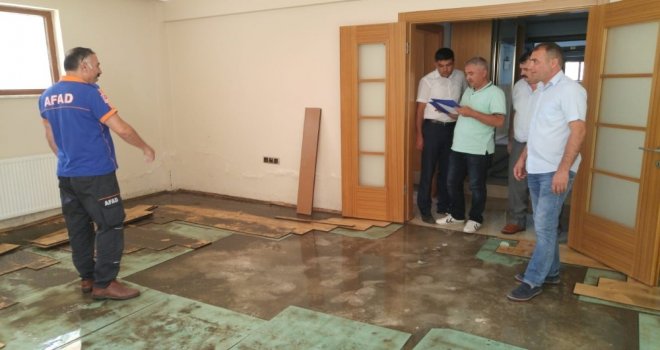 Bolvadinde Selden Etkilenen 320 Evde Çalışma Başlatıldı
