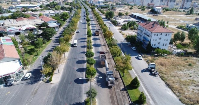 Sıcak Asfaltlama Öncesinde Sağlıklı Alt Yapı Ağı Oluşturuluyor