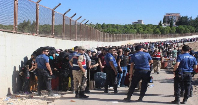 13 Bin Suriyeli Bayram İçin Gitti