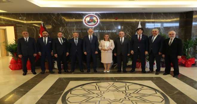 Ticaret Bakanı Pekcan, İto Heyetini Kabul Etti