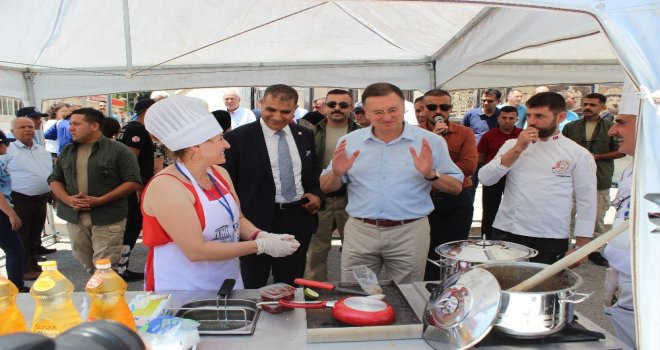 Hatayda ‘Eşler Yarışıyor Yemek Yarışması
