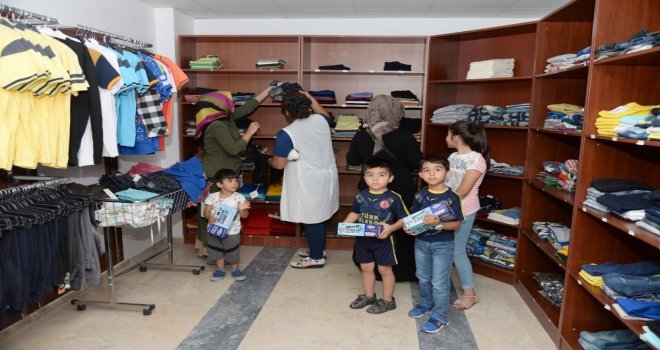 Başkan Tiryakiden Çocuklara Bayram Hediyesi
