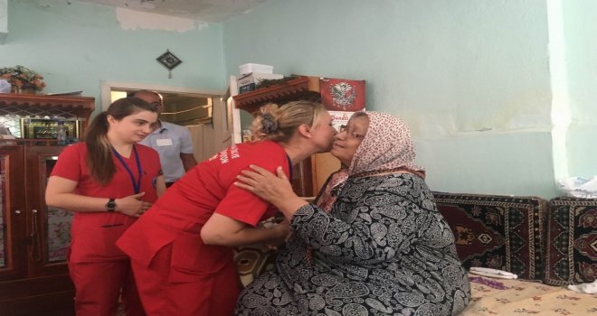 Kayseride Yaşlılar Bakımsız Ve Yalnız Kalmıyor