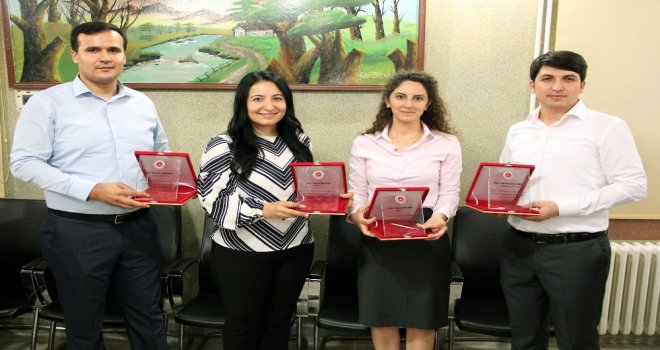 Tayini Çıkan Savcı Ve Hakimler Mesai Arkadaşları İle Vedalaştı