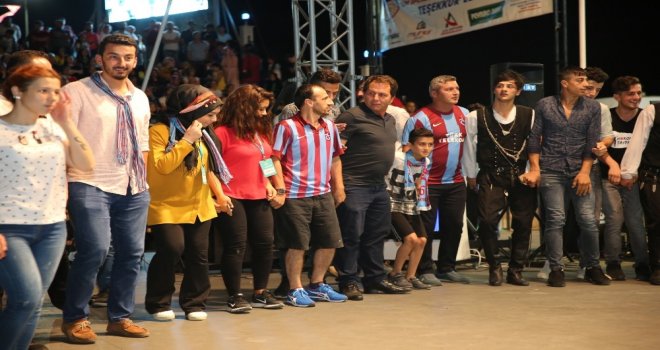 Trabzonlular, Darıcada Horona Doydu