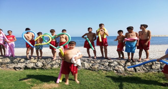 Sodes Projesi İle Hem Yüzmeyi Öğrendiler Hem Eğlendiler