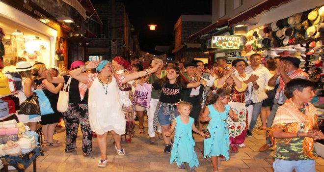Turistler, Bodrumda Gördükleri Manzara Karşısında Şok Oldu
