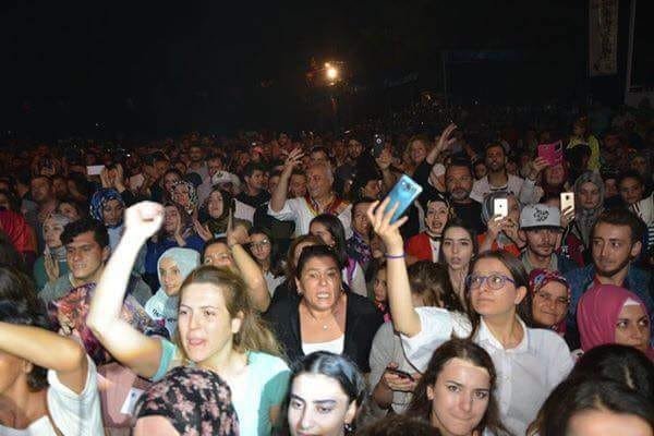 Kıraç Hayranlarını Coşturdu