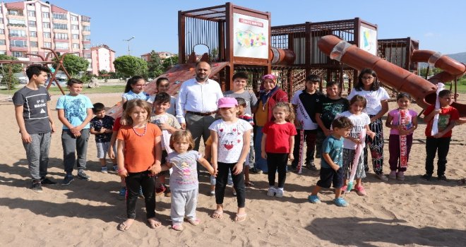 Beyşehirde Yeni Çocuk Oyun Parkı Miniklerin Çekim Merkezi Oldu