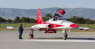 Türk Yıldızları Edremit Semalarında Uçacak