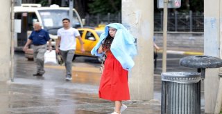 İstanbulda Sağanak Yağış