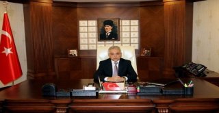 Vali Topraktan 30 Ağustos Zafer Bayramı Mesajı