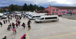 Düzcede 12 Bin 244 Öğrenci Servis İle Okula Gidiyor