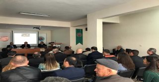 Çiftçiler, Bitki Besleme Ve Gübre Konusunda Eğitiliyor