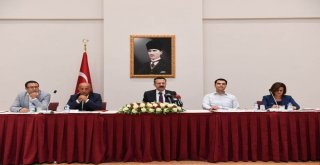 Uyuşturucu İle Mücadele Çalışmalarını Değerlendiren Vali Aksoy: