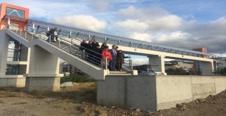 Öğrencilerden Kaymakam Sırmalıya Üstgeçit Teşekkürü