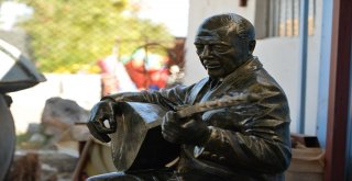 Neşet Ertaş Heykeli Açılıyor