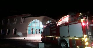 Yükseklik Korkusu Olan İmam Kubbede Mahsur Kaldı