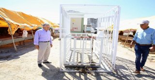 Başkan Memduh Büyükkılıç Serkent Kurban Pazarını Denetledi