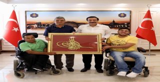 Engellilerden Başkan Atillaya Ziyaret