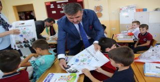 Kitaplar Devletten, Kırtasiye Malzemeleri Belediyeden