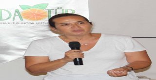 Akdeniz Meyve Sineğine Karşı Mücadele Sürüyor