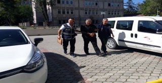 Torununun Eline Silah Vererek Ateş Ettiren Dede Adliyede