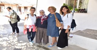 Sosyal Doku Ekibi Vatandaşları Dinliyor