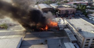 Arnavutköyde Alev Alev Yanan Fabrika Havadan Görüntülendi