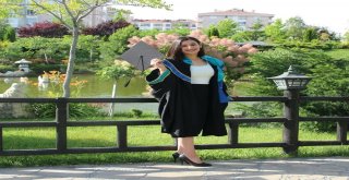 Kesilen Ağacın Altında Kalan Genç Kız Can Verdi