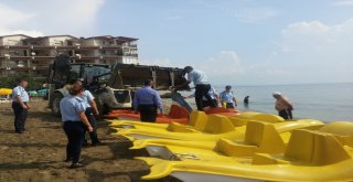 Kumbağda Kaçak İşletilen Deniz Bisikletlerine El Konuldu