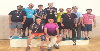 Veteran Masa Tenis Turnuvası Sona Erdi