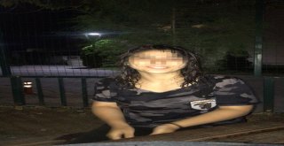 Evden Kaçtı, Polisi Görünce Denize Atladı