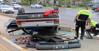 Takla Atan Otomobildeki Biri Çocuk Üç Kişi Yaralandı