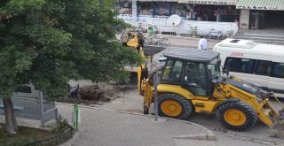 Şuhut Çarşı Merkezinde İçme Suyu Arıza Çalışması