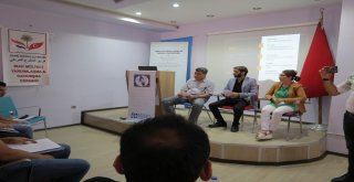 Afgan Mülteciler Derneği, Iraklı Mülteciler İçin Toplantı Düzenledi