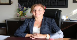 Vartonun İlk Kadın Mal Müdürü Kara Göreve Başladı