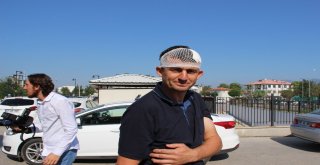 Acemi Kasaplar Kendini Yaraladı