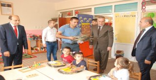 Pttden Öğrencilere Kırtasiye Malzemesi