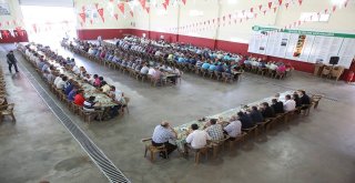 Başkan Büyükkılıç, Belediye Çalışanlarının Bayramını Kutladı