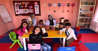 Engelli Çocuklar Bu Merkez Sayesinde Engel Tanımıyor