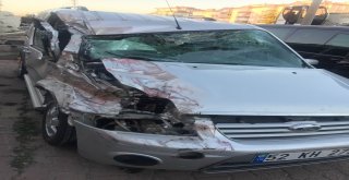 Tanker İle Hafif Ticari Araç Çarpıştı: 1 Yaralı