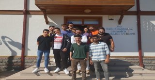 Sosyal Medya Fenomenlerinden Kahramankazana Çıkarma