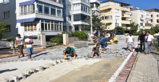 Edremit Belediyesi Bir Ayda 80 Bin Metrekare Parke Taş Döşedi
