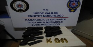 Silah Kaçakçıları Yakalandı