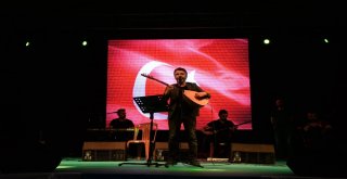 Pursaklarlılar Demokrasi Nöbetinde Meydanları Doldurdu