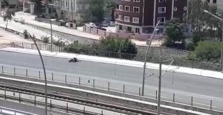 Dilencilikte Bisikletten Düşme Taktiği